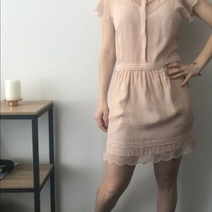 Pale pink deluxe dress with laces